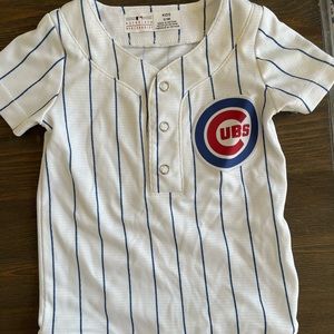 0-3 Month like new Chicago Cubs Onesie